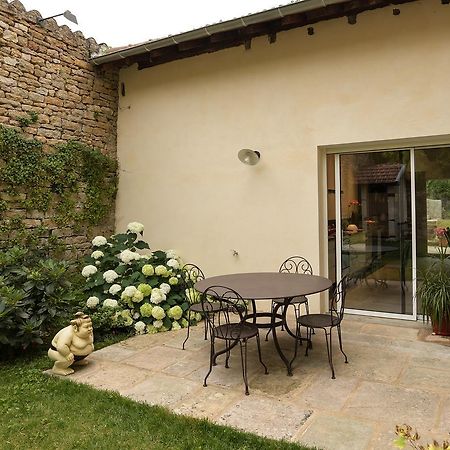 Le Cercle Chambres Climatisees Coligny Екстер'єр фото